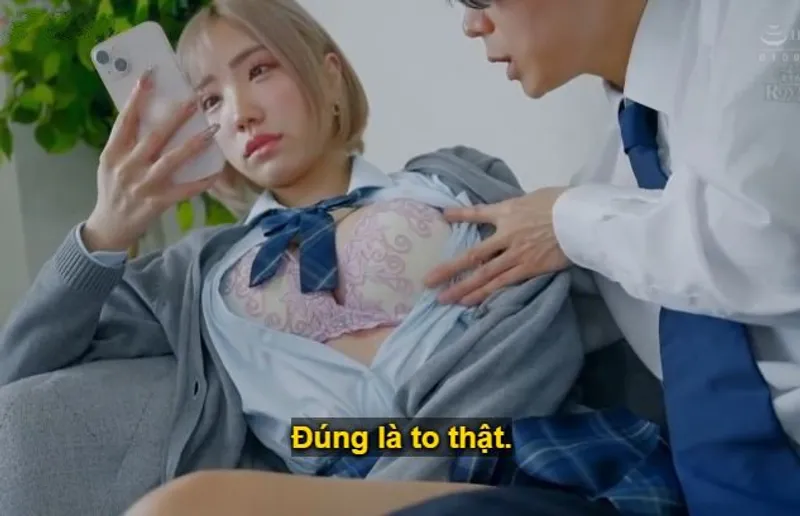 Cô nữ sinh băng giá ấy chỉ quan tâm tiền bạc, anh muốn hành động sao với em cũng được hết.